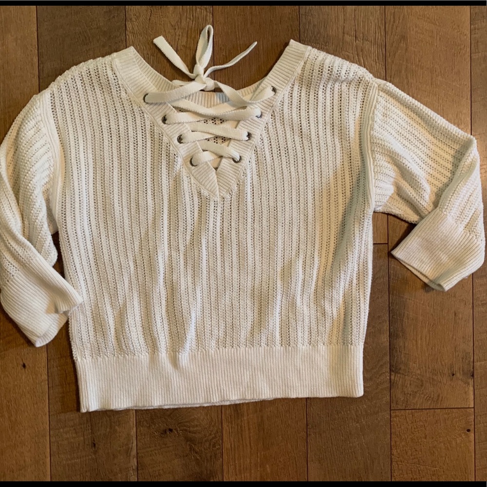 GAP// 3/4 sleeves sweater// M